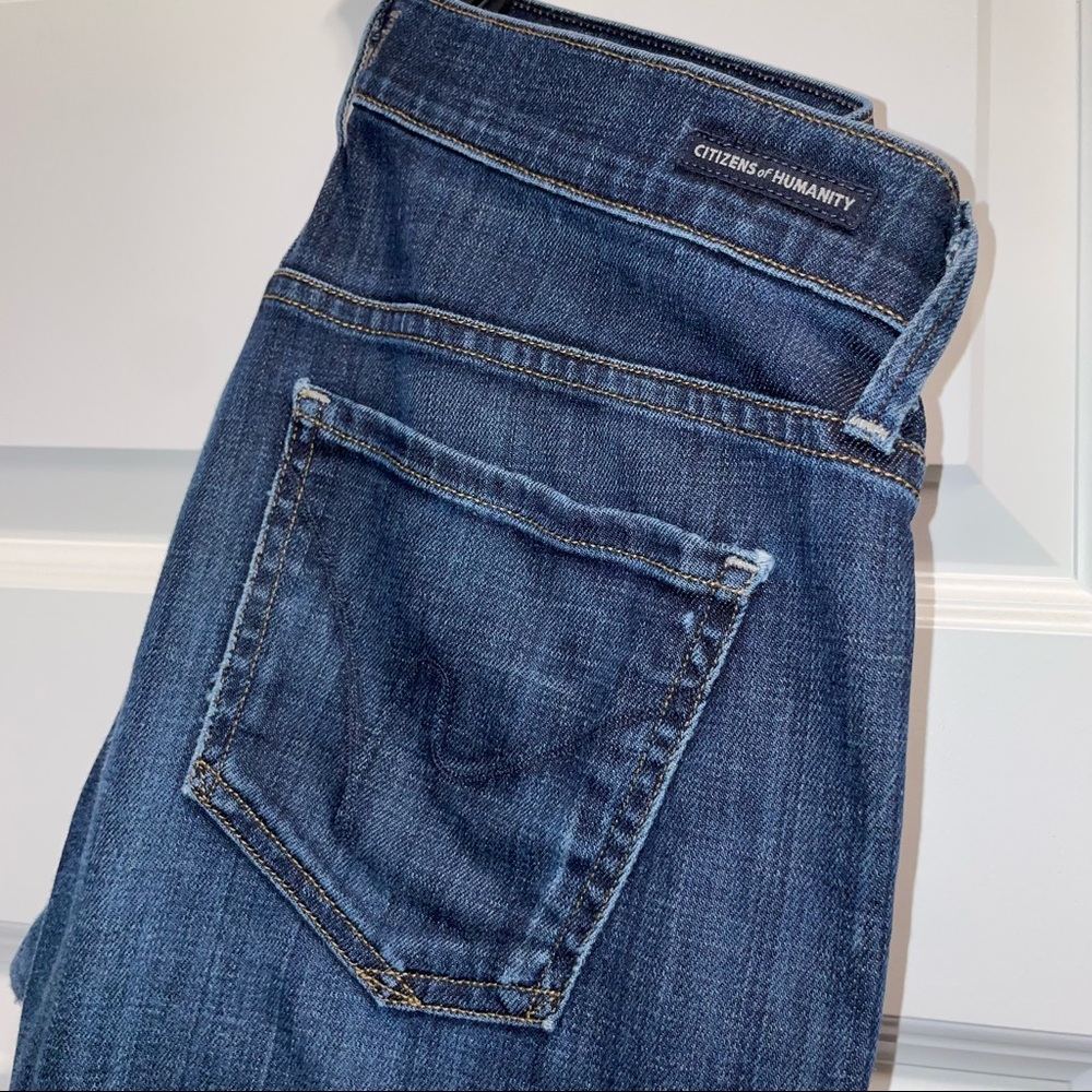Citizens of Humanity “Ava” (Size 28 - low rise straight leg)